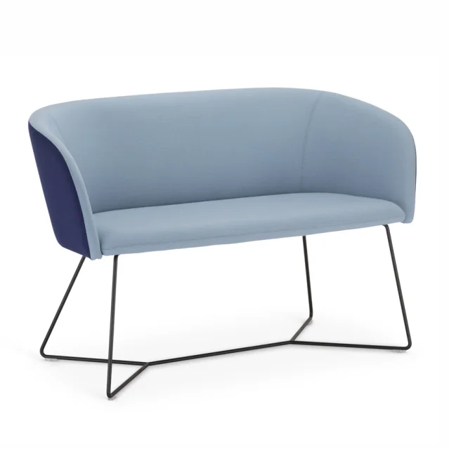 Nowy Styl Naudu und Naudu WAVY - 2-Sitzer Sofa  mit X Metallkufengestell