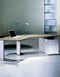 Leuwico iMove-C Design Steh-Sitz-Winkeltisch