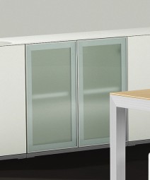 P + R KLAIN Flügeltürenschrank Glas satiniert